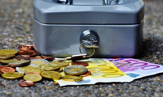 Μοιράζει λεφτά ο Τσίπρας για να σωθεί! – Κοινωνικό μέρισμα 2018: Υπολογίστε το ποσό που θα πάρετε – Πότε θα καταβληθεί